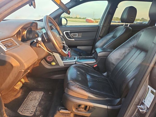2017 LAND ROVER DISCOVERY HSE — DENT