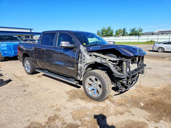2022 RAM 1500 Big Horn, Lone Star — Passenger 3/4