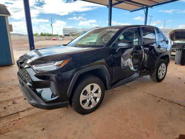 2025 TOYOTA RAV4 — Front 3/4