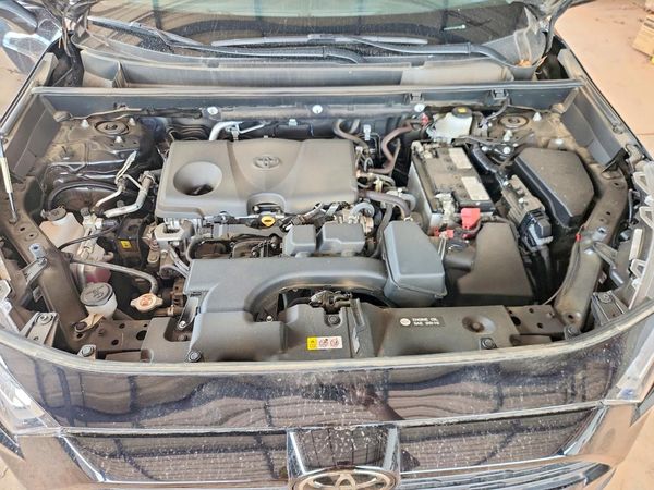 2025 TOYOTA RAV4 — Engine bay