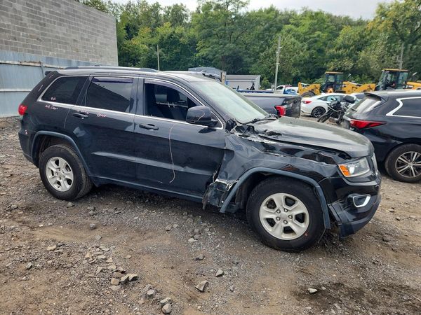 2014 JEEP CHEROKEE Laredo — Passenger 3/4