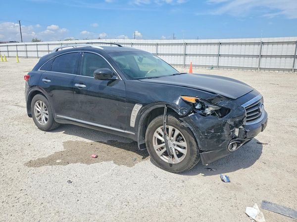 2013 INFINITI FX37 — Passenger 3/4
