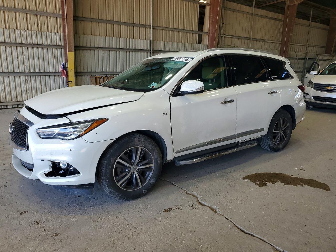 2017 INFINITI QX60 — Front 3/4