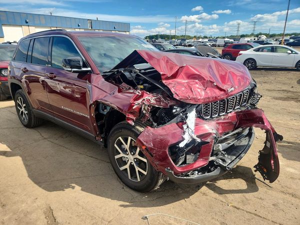 2025 JEEP GRAND CHEROKEE — Passenger 3/4