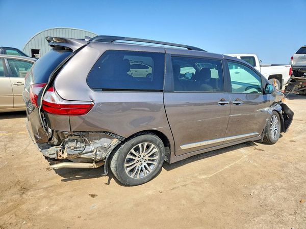 2019 TOYOTA SIENNA — PSRA