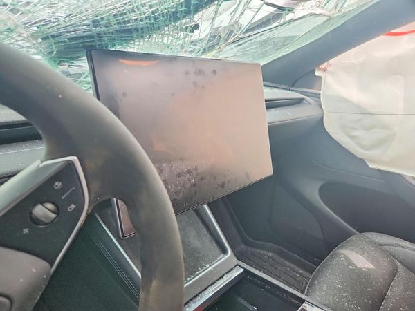 2026 TESLA MODEL Y — ODOM