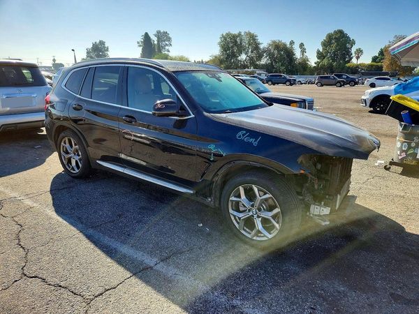 2020 BMW X3 xDrive30i — Passenger 3/4