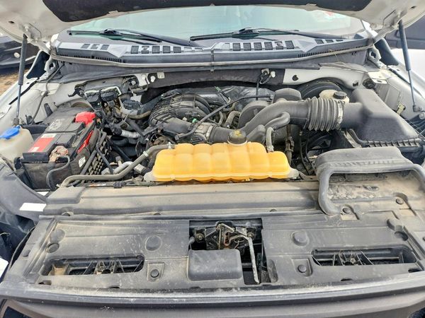 2017 FORD F150 Regular Cab — Engine bay