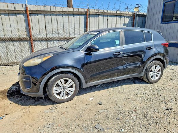 2017 KIA SPORTAGE — DSFA — Front 3/4