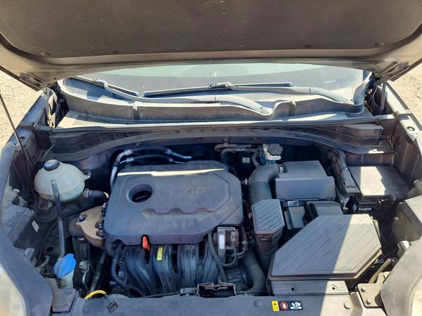 2017 KIA SPORTAGE LX — Engine bay
