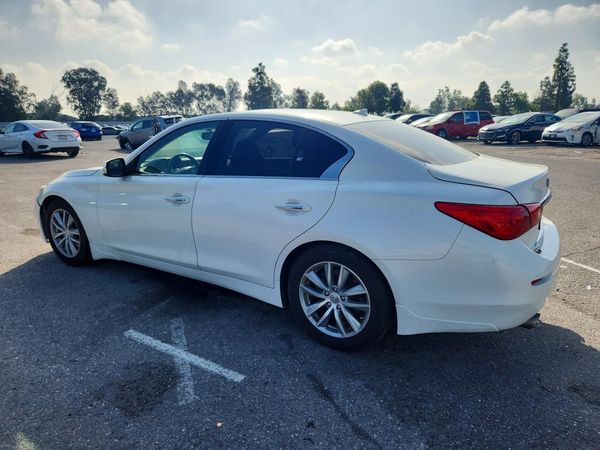 2015 INFINITI Q50 — DSRA