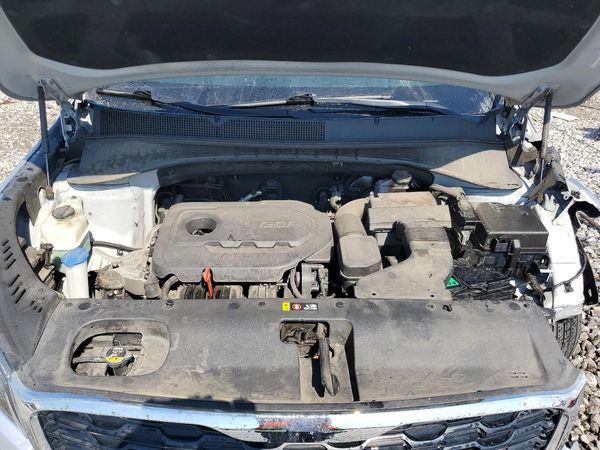 2019 KIA SORENTO L, LX, S — Engine bay