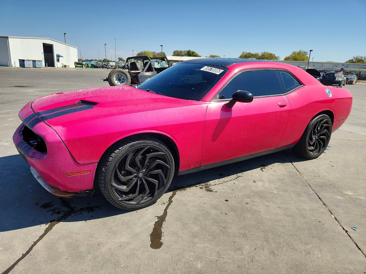 2016 DODGE CHALLENGER SXT — Front 3/4