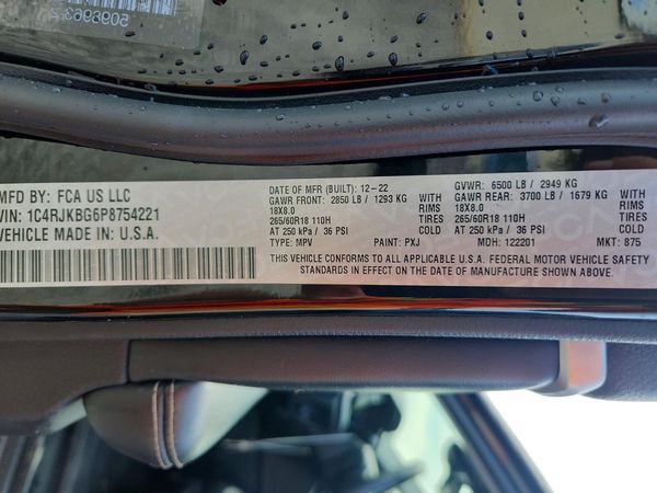 2023 JEEP GRAND CHEROKEE Limited — VINS