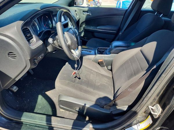 2014 DODGE CHARGER — DENT
