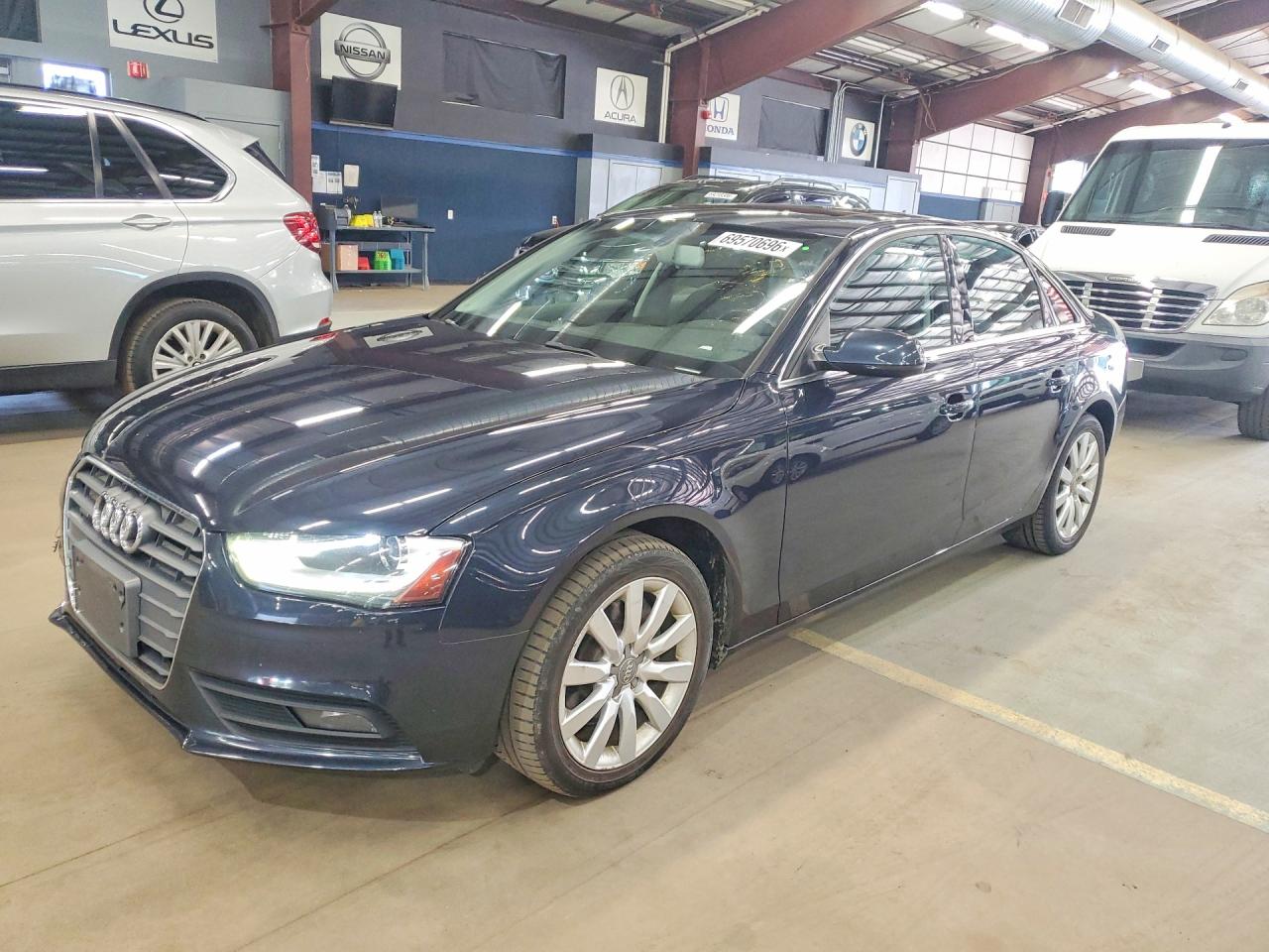 2013 AUDI A4 quattro Premium