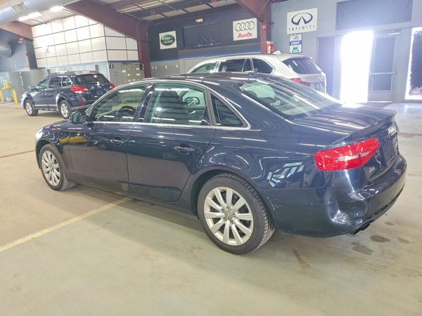 2013 AUDI A4 quattro Premium