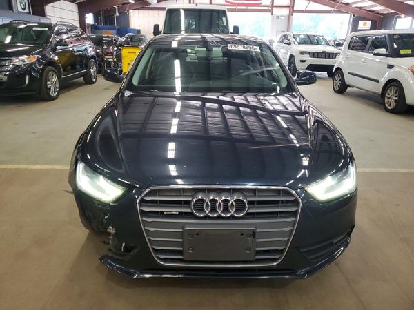 2013 AUDI A4 quattro Premium