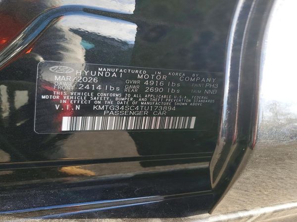 2026 GENESIS G70 2.5T Prestige AWD — VINS