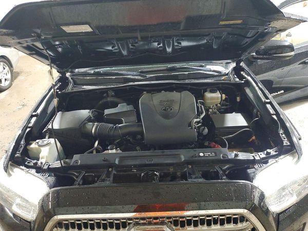 2016 TOYOTA TACOMA — Engine bay