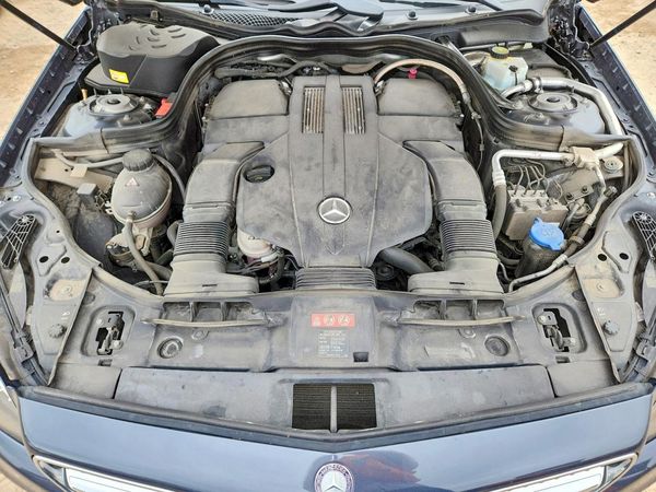 2015 MERCEDES-BENZ CLS CLS400 — Engine bay