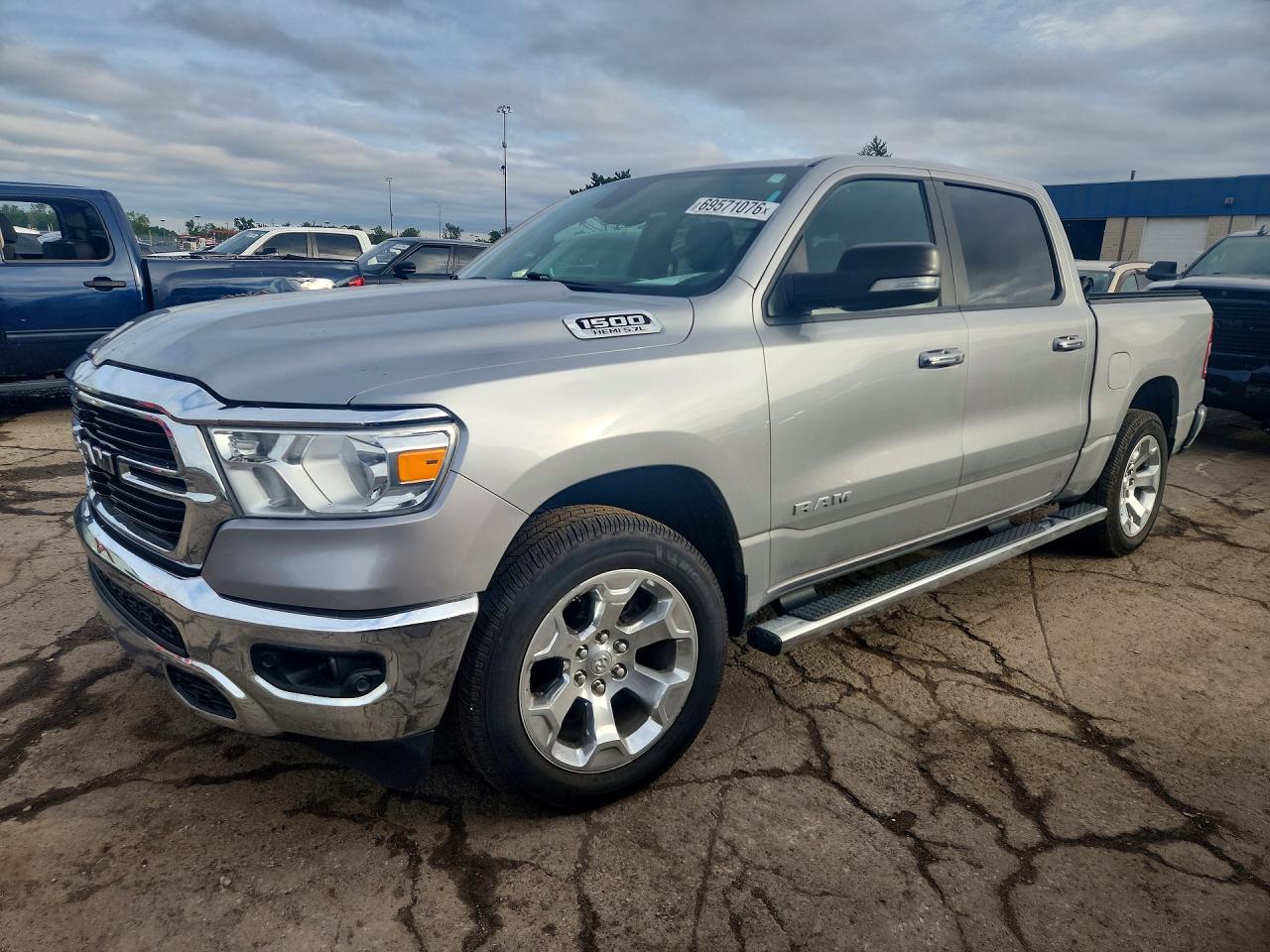 2019 RAM 1500 Big Horn/Lonestar — Front 3/4