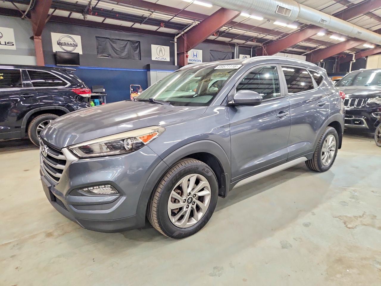 2017 HYUNDAI TUCSON — Front 3/4