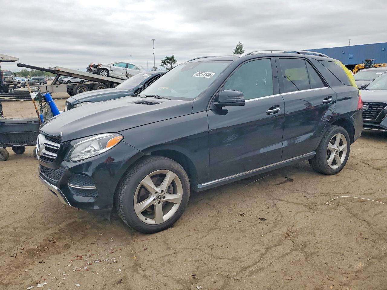 2018 MERCEDES-BENZ GLE GLE350-4M — Front 3/4