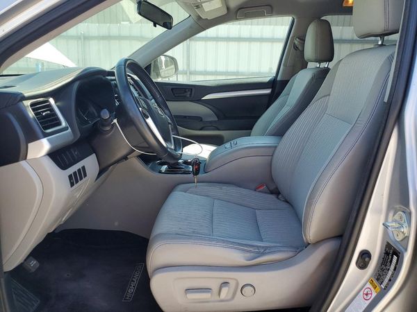 2015 TOYOTA HIGHLANDER Base/Hybrid — DENT