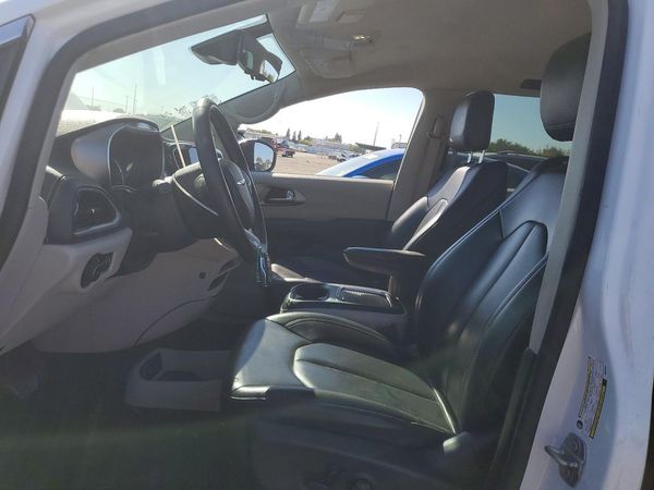 2023 CHRYSLER PACIFICA — DENT