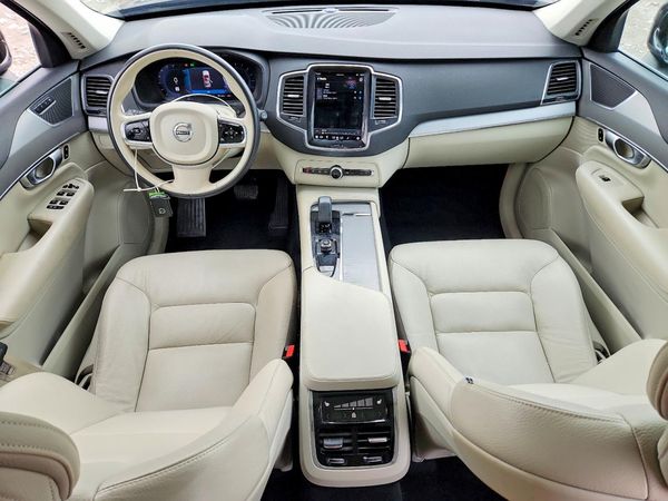 2024 VOLVO XC90 Core — CKPT