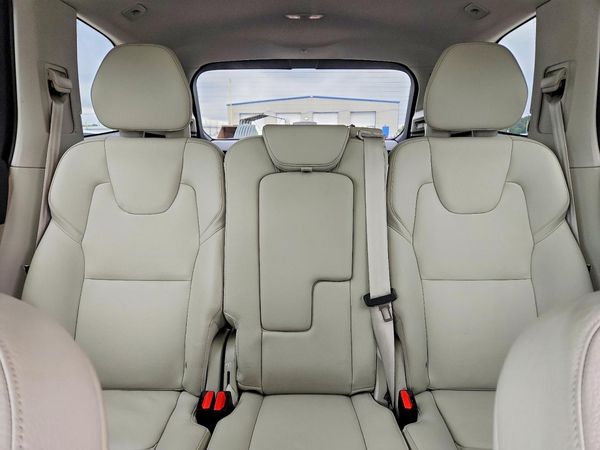 2024 VOLVO XC90 Core — SUVN