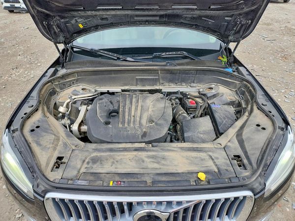 2024 VOLVO XC90 Core — Engine bay