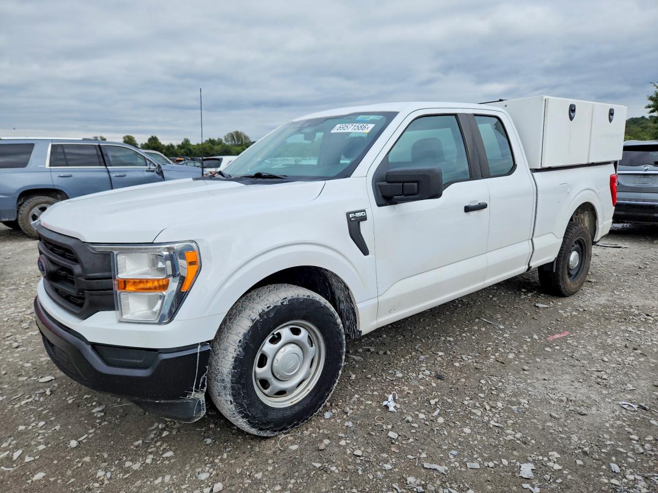 2021 FORD F150 — Front 3/4