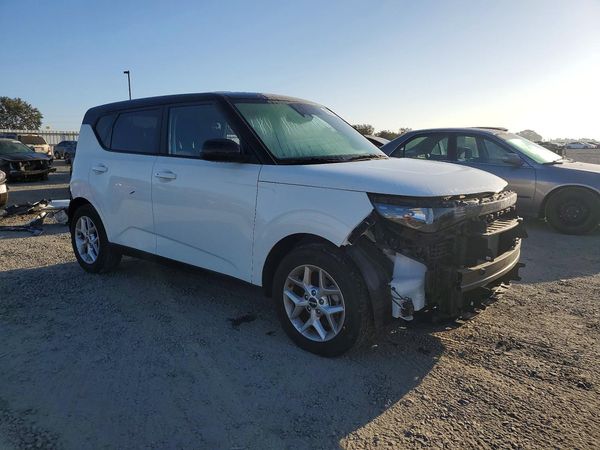 2025 KIA SOUL LX, S — Passenger 3/4