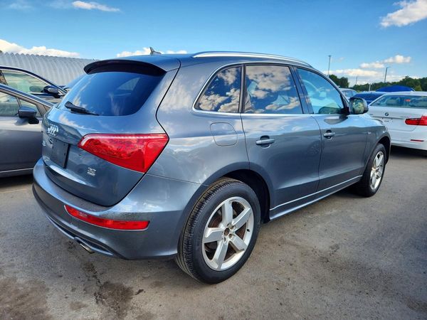 2012 AUDI Q5 Premium Plus — PSRA