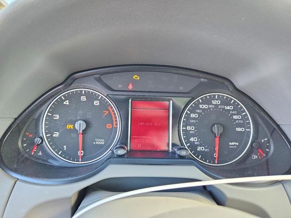 2012 AUDI Q5 Premium Plus — ODOM