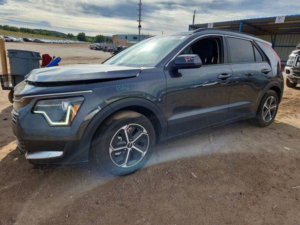 2024 KIA NIRO — Front 3/4
