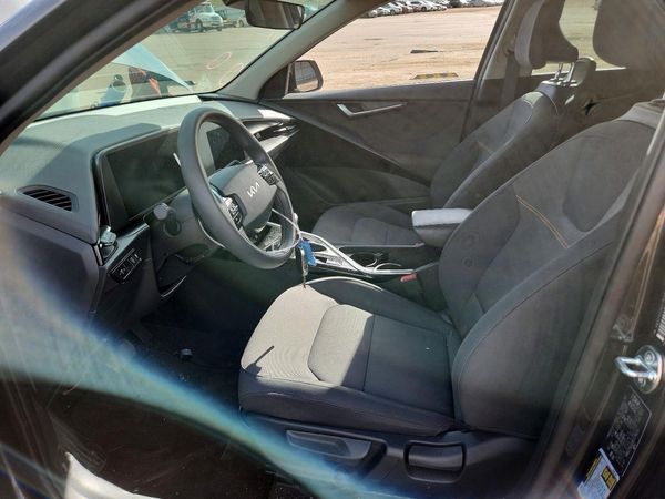 2024 KIA NIRO — DENT