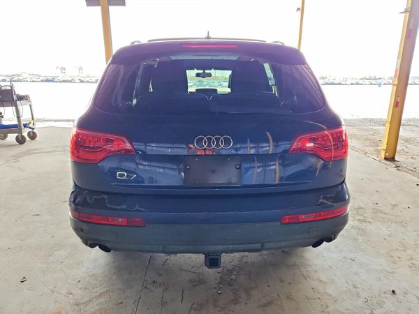 2012 AUDI Q7 Premium Plus — DIRR