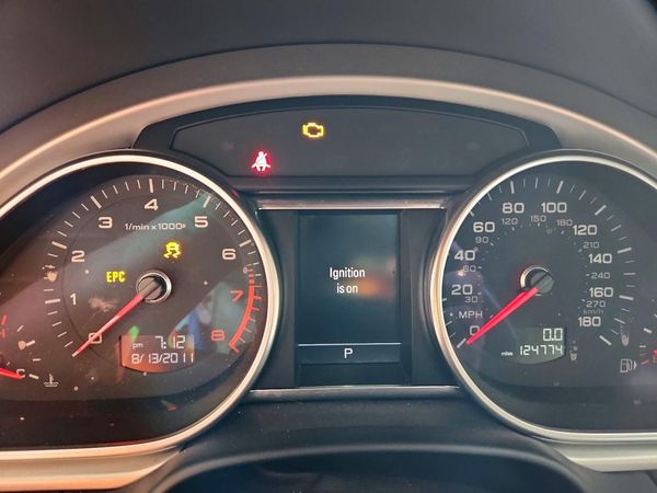 2012 AUDI Q7 Premium Plus — ODOM