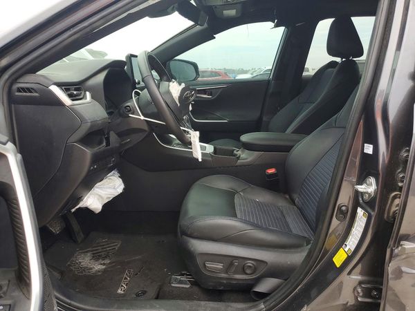 2025 TOYOTA RAV4 XSE — DENT