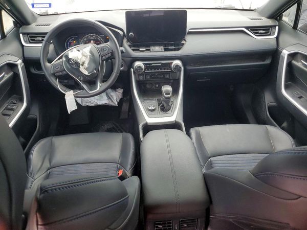 2025 TOYOTA RAV4 XSE — CKPT