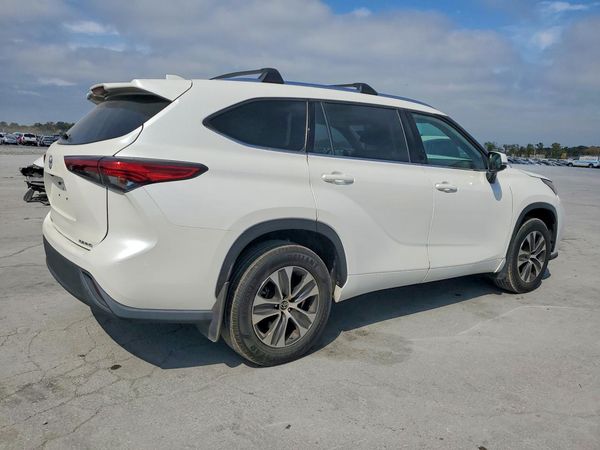 2021 TOYOTA HIGHLANDER XLE — PSRA
