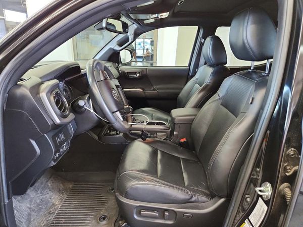 2021 TOYOTA TACOMA SR5 — DENT