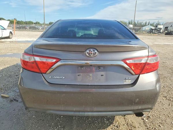 2015 TOYOTA CAMRY — DIRR