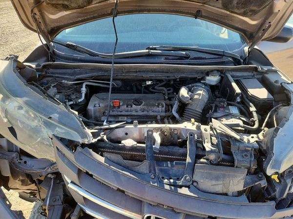 2014 HONDA CRV LX — Engine bay