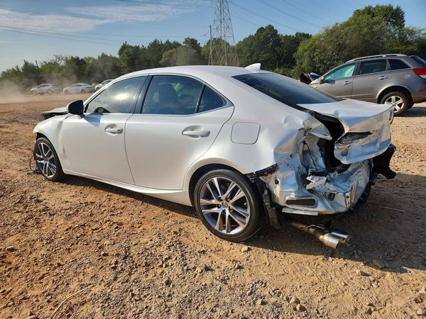 2018 LEXUS IS 300 — DSRA