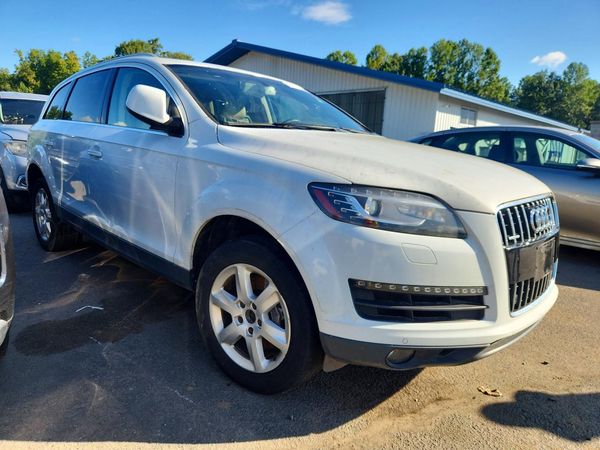 2013 AUDI Q7 Premium Plus — Passenger 3/4