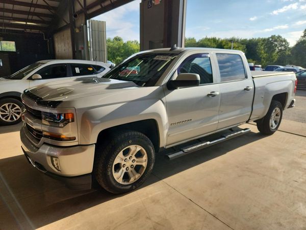 2017 CHEVROLET SILVERADO